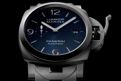 panerai luminor specchio blu|Panerai Luminor marina specs.